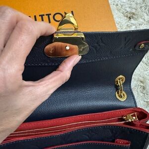 Louis Vuitton purse